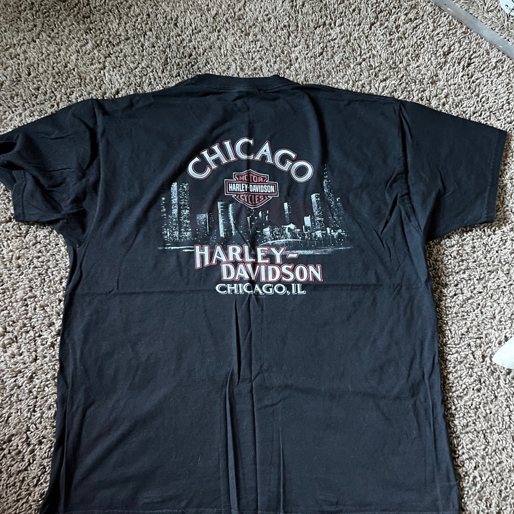 Harley-Davidson Black Short Sleeve Tee with Chicago Design